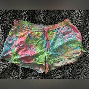 Lilly Pulitzer Luxletic Nylon Shorts in Scuba to Cuba